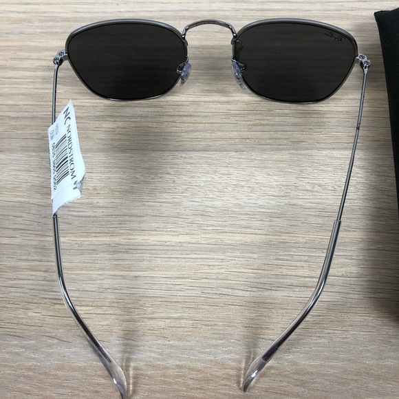 NWT Ray-Ban Gunmetal Aviators RB385751 - Picture 8 of 11